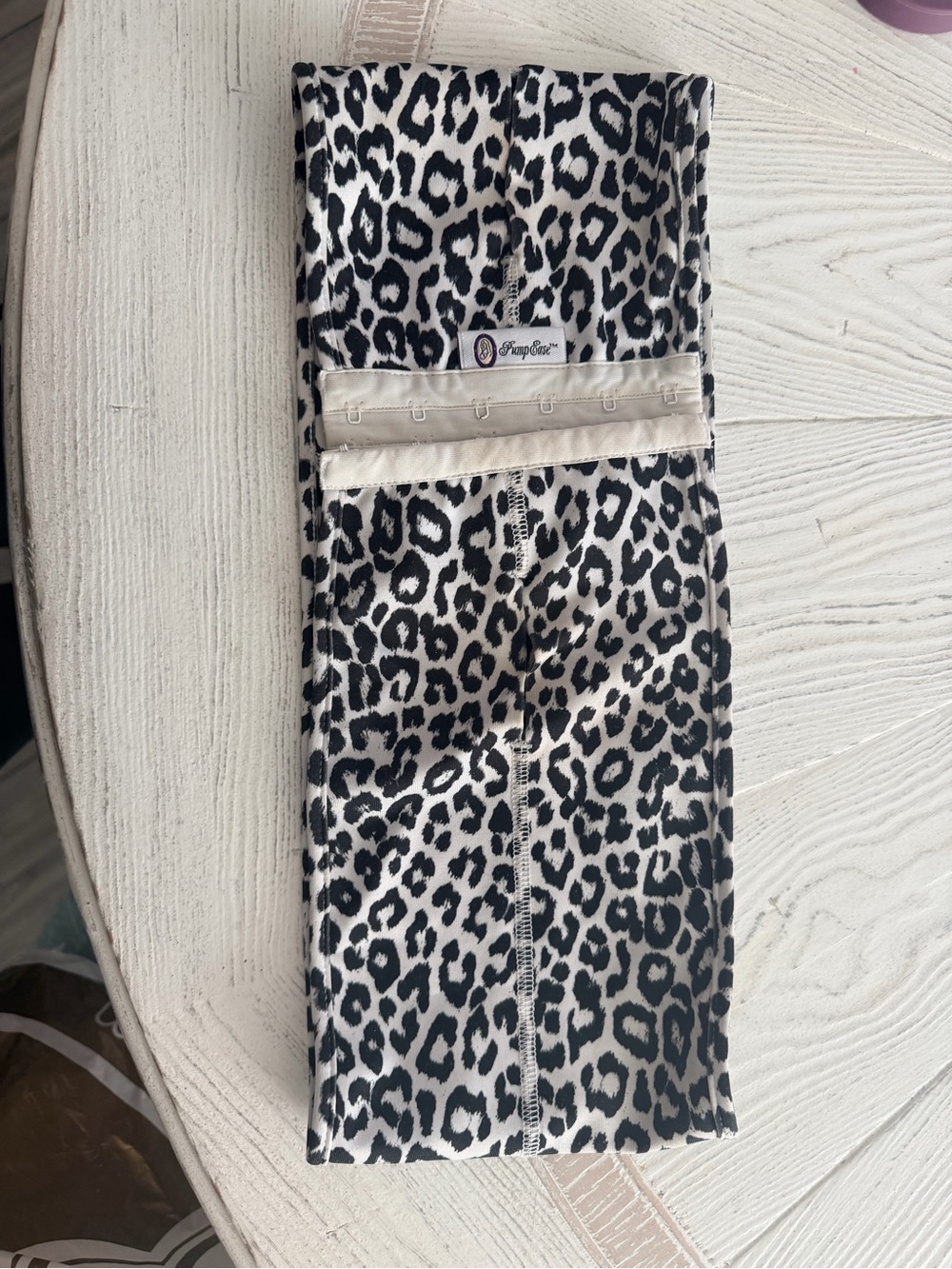 Black & White Leopard Print Bra Extender